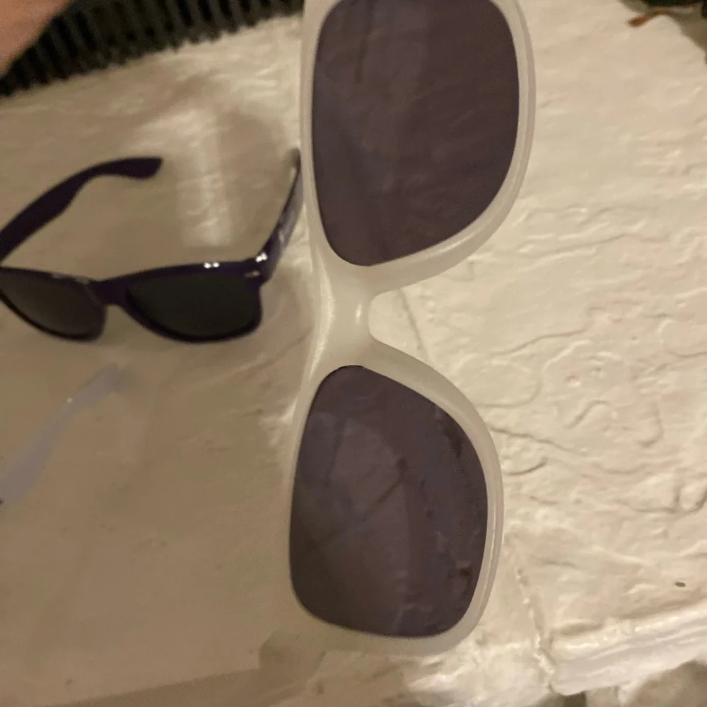 Set 3 Sunglasses Black White Purple Johnnie Walker Whiskey Barefoot UV Vodka